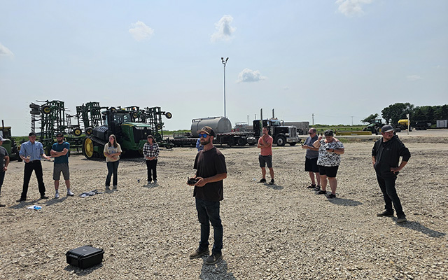 GAT-DJI-Academy-Details2-640x400.jpg